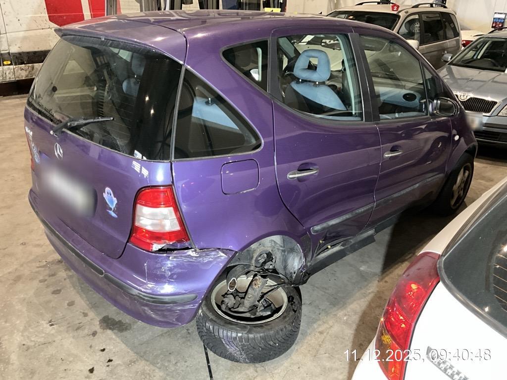 MERCEDES-BENZ A 190 Elégance, 125 PS