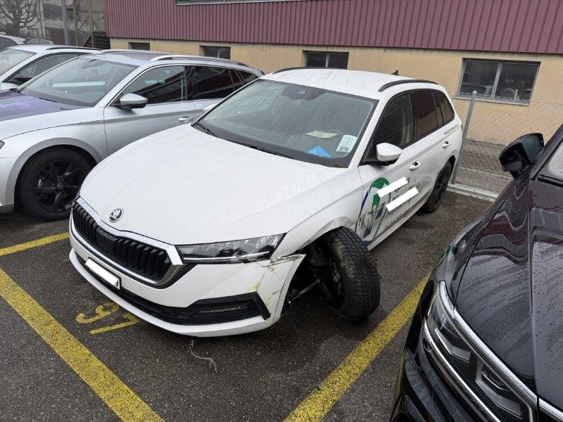 SKODA Octavia Combi 1.0 TSI mHEV DSG Ambition, 110 PS