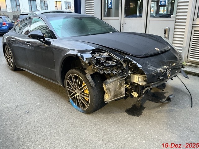 PORSCHE Panamera 4S PDK, 440 PS