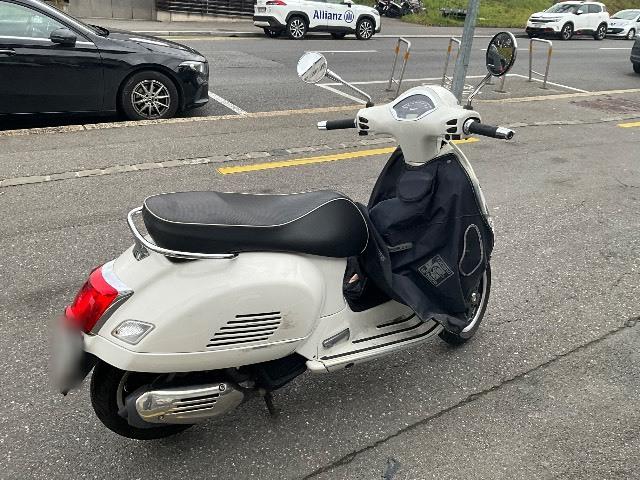 PIAGGIO Vespa GTS 125 Touring i.e ABS, 12 PS