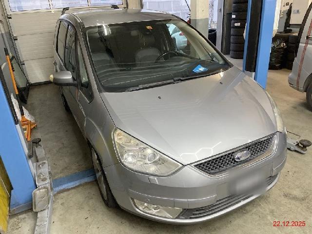 FORD Galaxy 2.0 TDCi Ghia Automatic, 140 PS