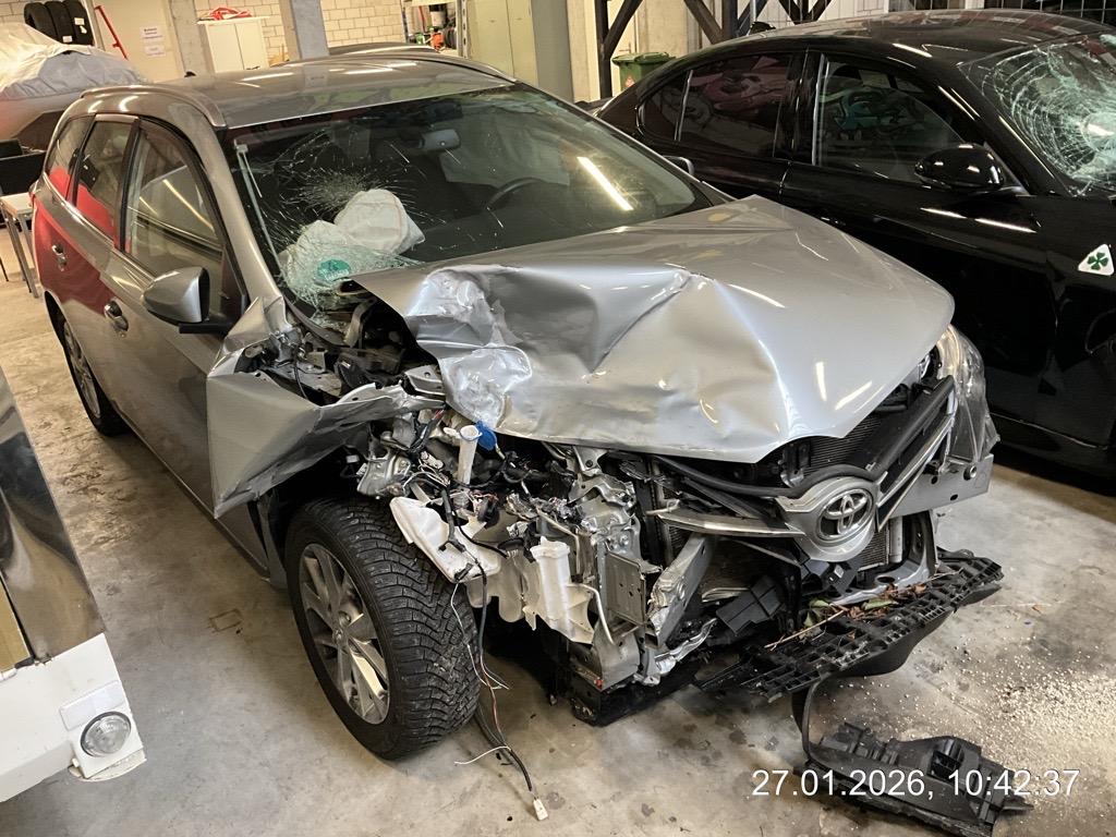 TOYOTA Auris Touring Sports 1.6 Luna Multidrive, 132 PS