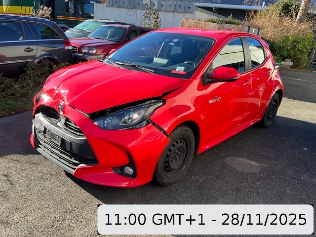 TOYOTA Yaris 1.5 Comfort e-CVT, 93 PS