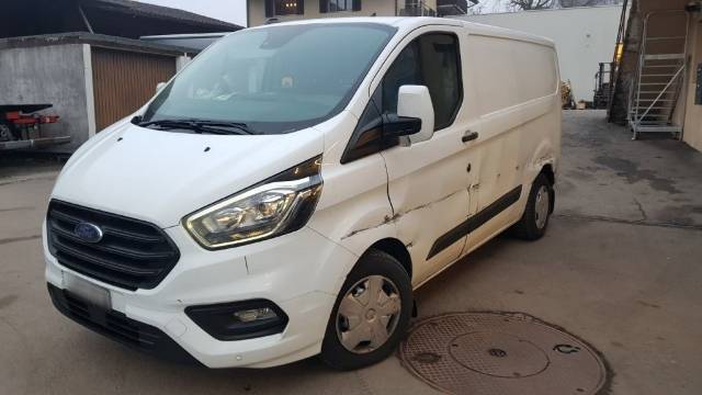 FORD Tourneo Custom 300 L1H1 Trend, 125 PS