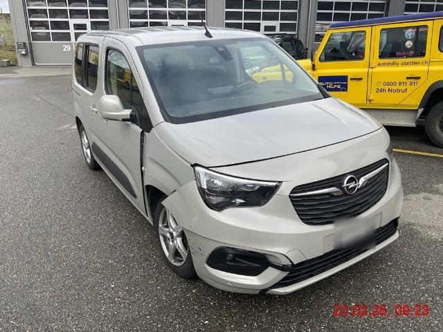 OPEL Combo Life 1.2 Enjoy, 110 PS