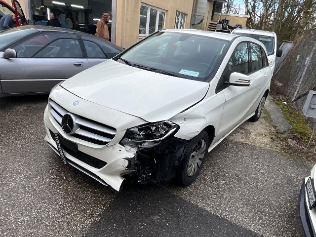 MERCEDES-BENZ B 180 CDI Style 7G-DCT, 109 PS