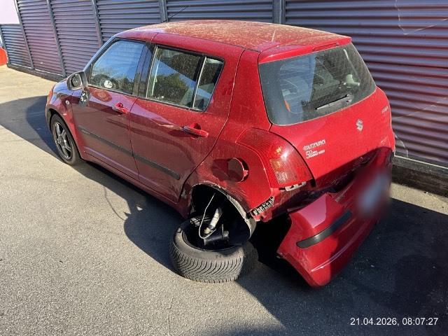 SUZUKI             SWIFT              1.3 I GL TOP      , 92 PS