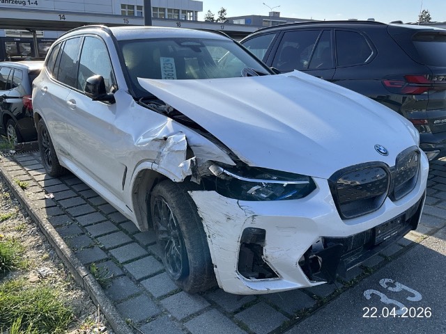 BMW  iX3, 286 PS