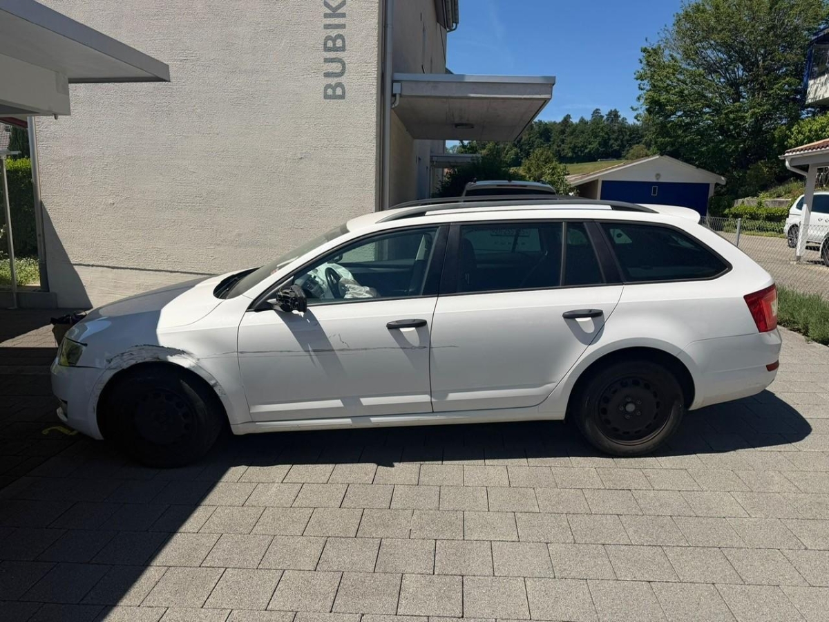 Skoda Octavia Combi 1.4 TSI 140 Active, 140 PS