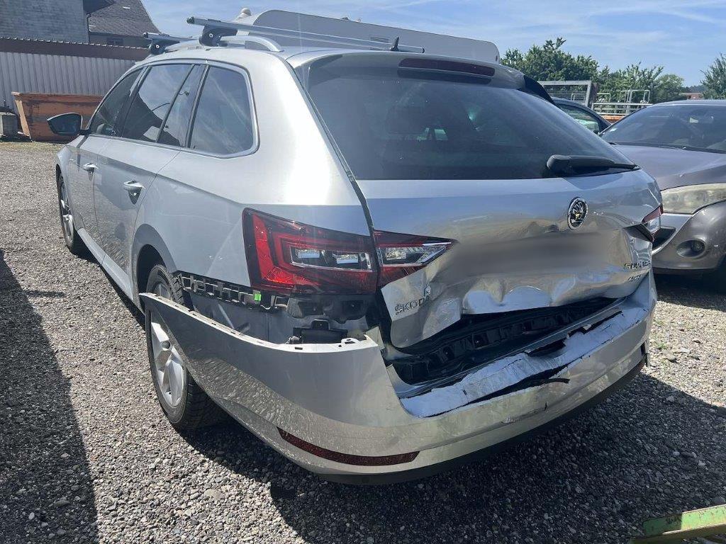 Skoda Superb Combi 2.0 TDI Style 4x4 DSG 2.0, 190 PS