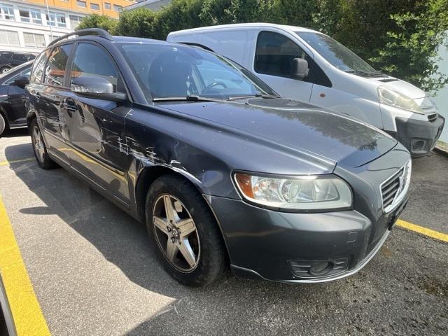 Volvo V50 2.4 D5 Basis, 180 PS