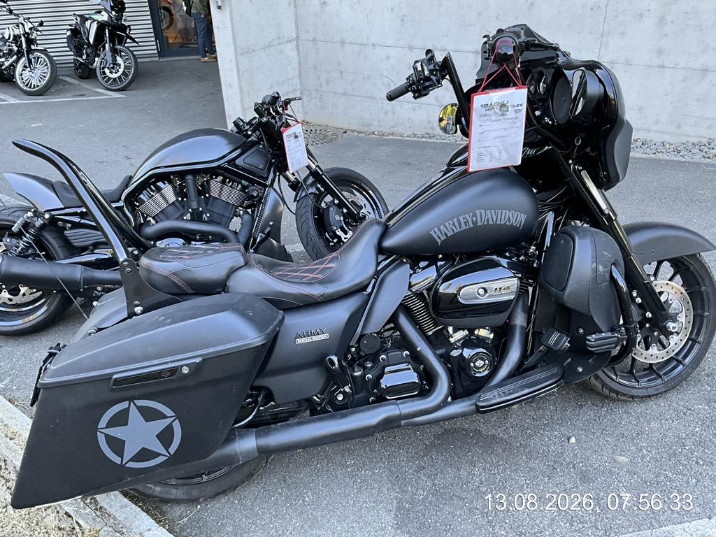 HARLEY DAVIDSON FLHXS STREET GLIDE, 90 PS