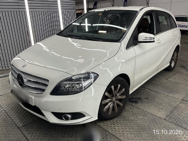 Mercedes-Benz B-Klasse W246 B 200, 156 PS