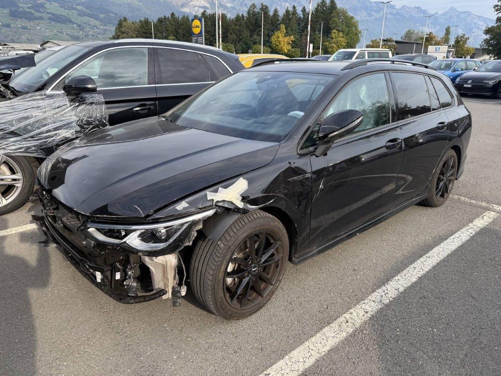 VW Golf VIII Variant 2.0 TSI R-Line DSG 4motion, 190 PS