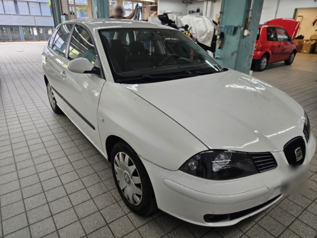 SEAT Ibiza 1.2 12V Reference, 69 PS