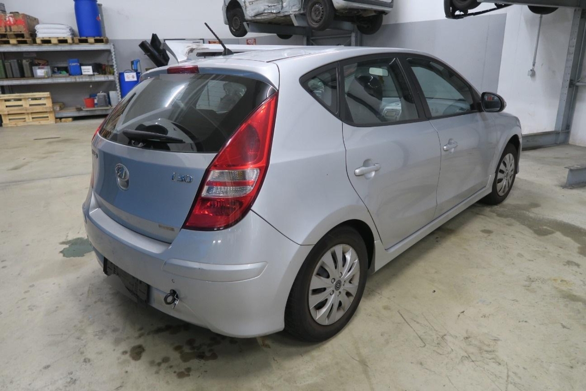 HYUNDAI i30 1.6 Style, 126 PS