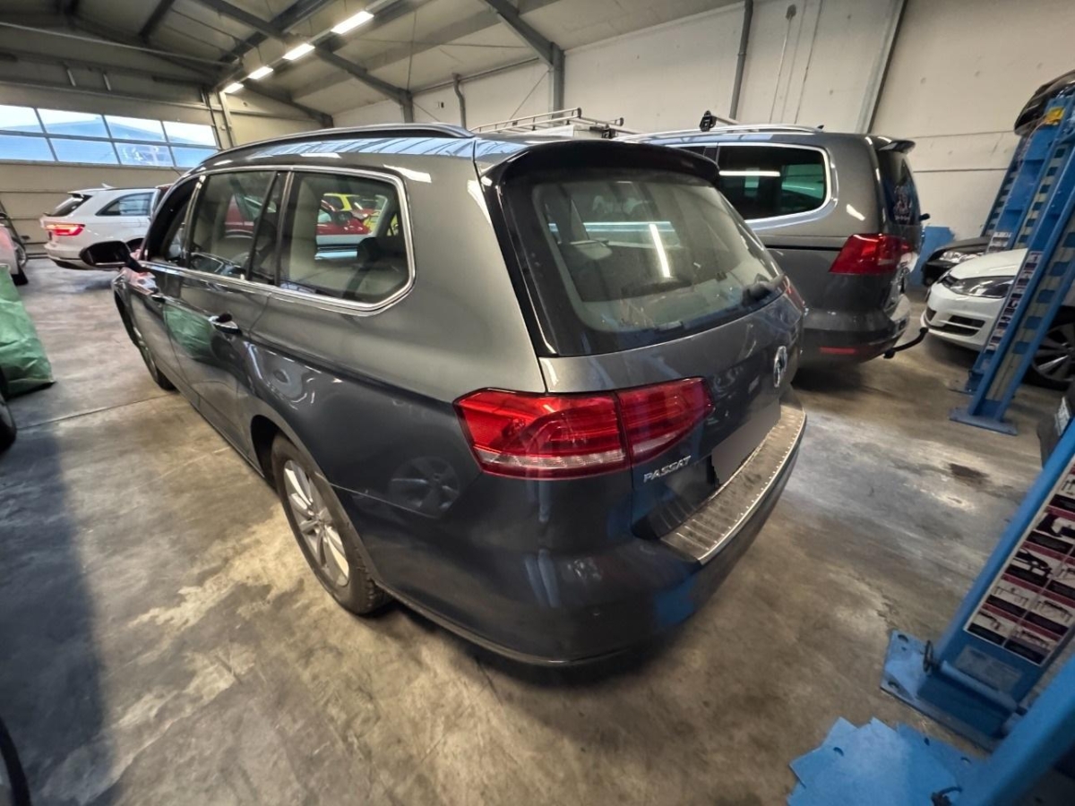 VW Passat 1.8 TSI Comfort, 180 PS
