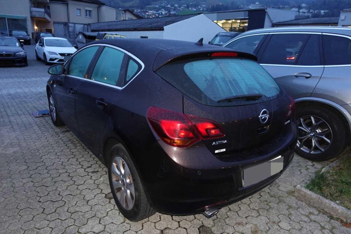 OPEL Astra GTC 1.4i Drive, 100 PS