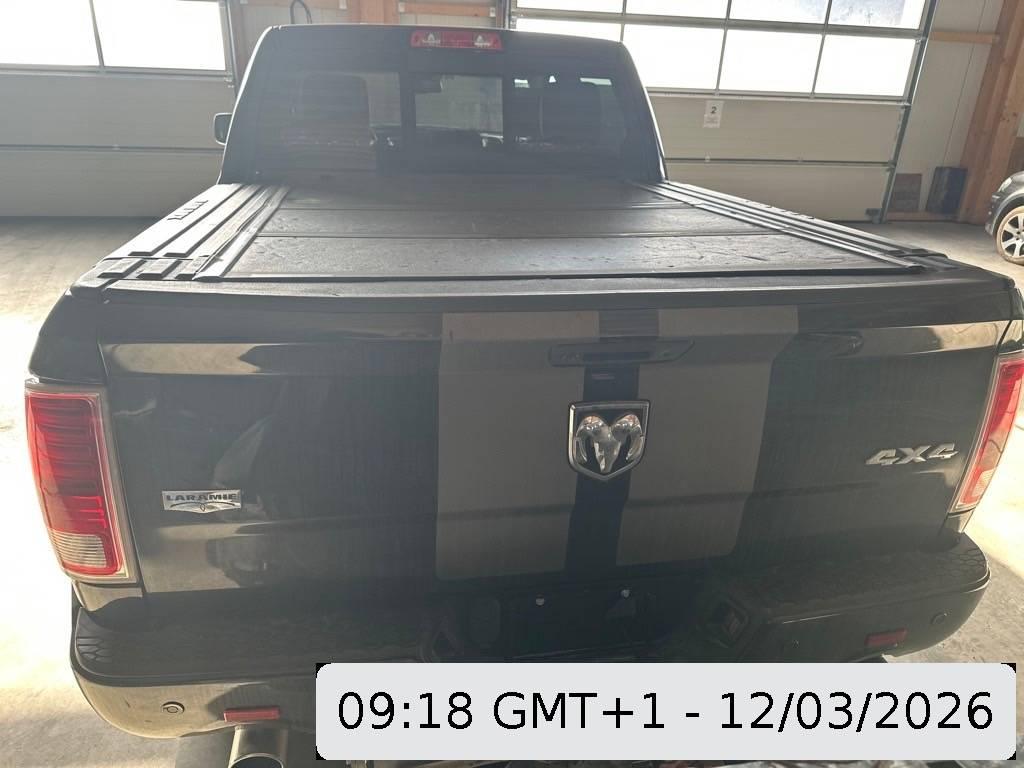 Dodge RAM  1500 Laramie 5.7, 400 PS