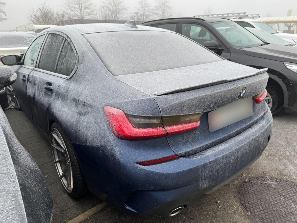 BMW 330d xDrive 48V Sport L., 286 PS