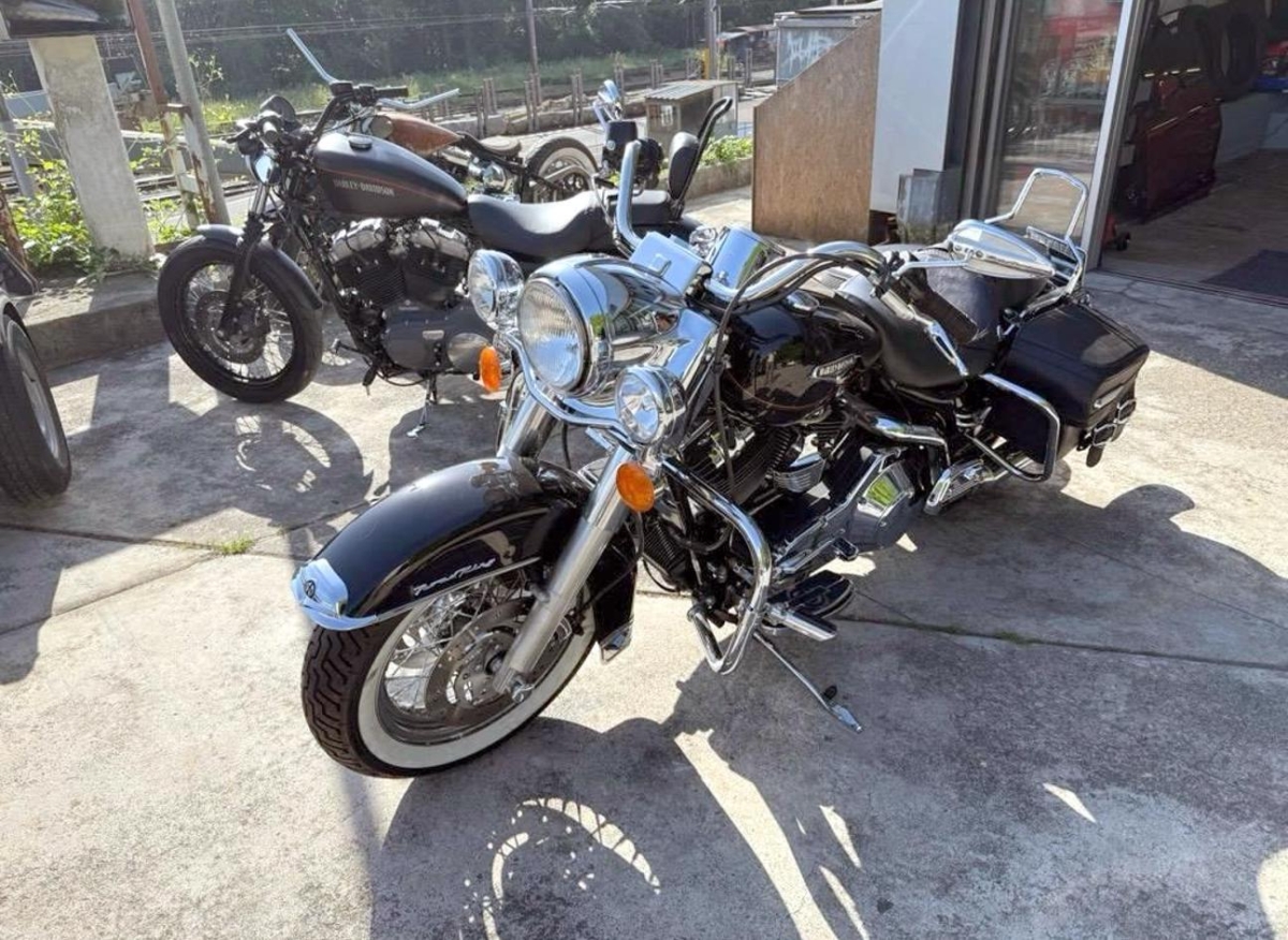 HARLEY-DAVIDSON FLHRCI Road King Classic  1.4, 67 PS