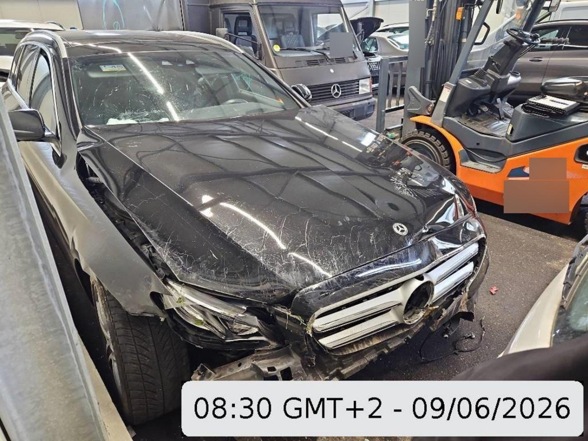 Mercedes-Benz E 220 d 4MATIC  2.0, 193 PS