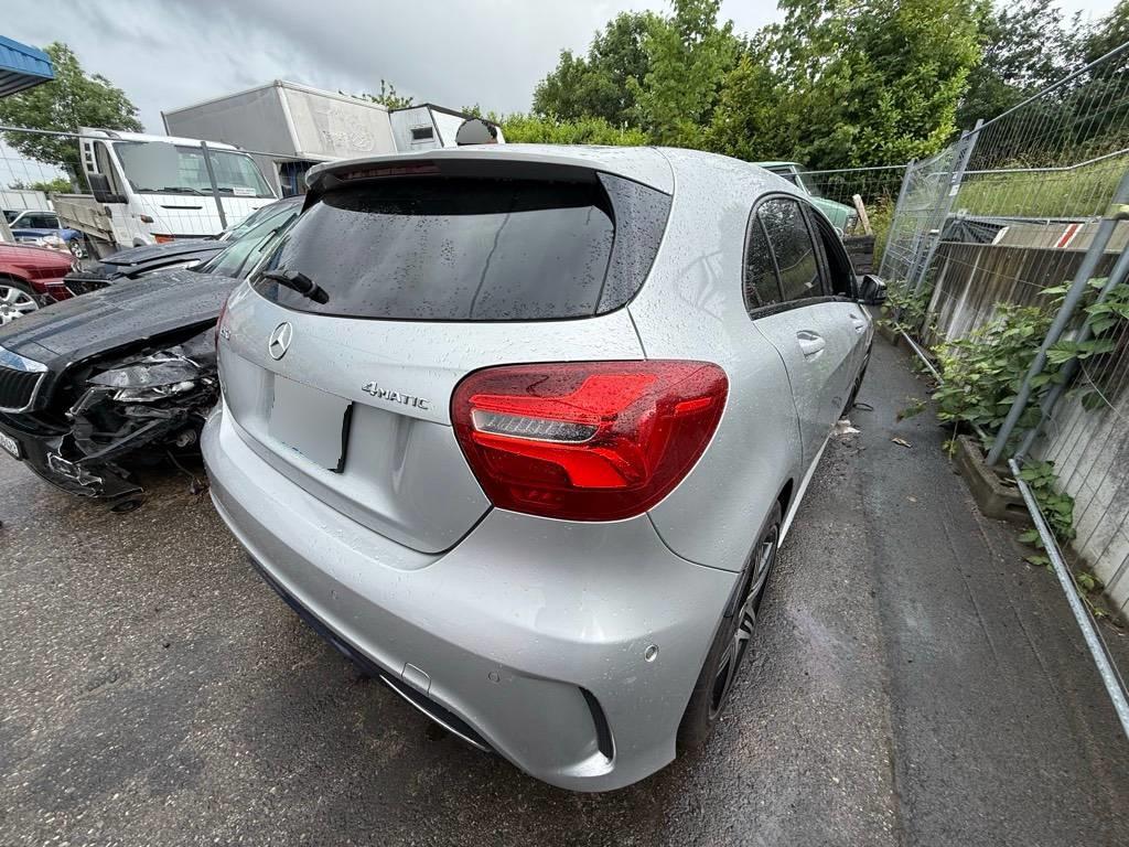 Mercedes-Benz A 250 4MATIC Sport , 218 PS