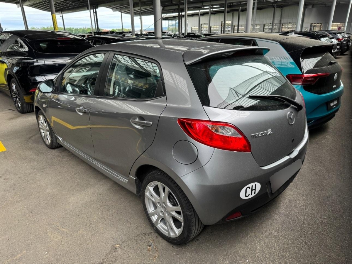 Mazda 2  1.5, 102 PS