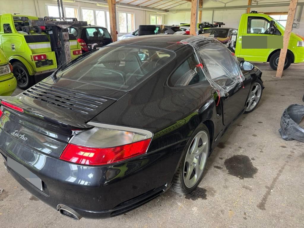Porsche 911 Turbo, 420 PS