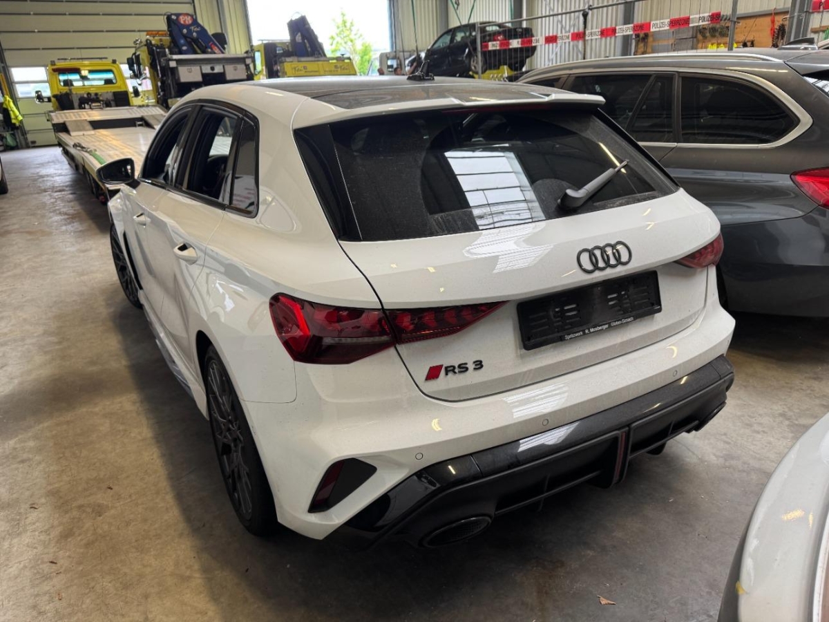 Audi A3-S3 Sportback  RS3 [2JP/FN1] 2.5, 400 PS
