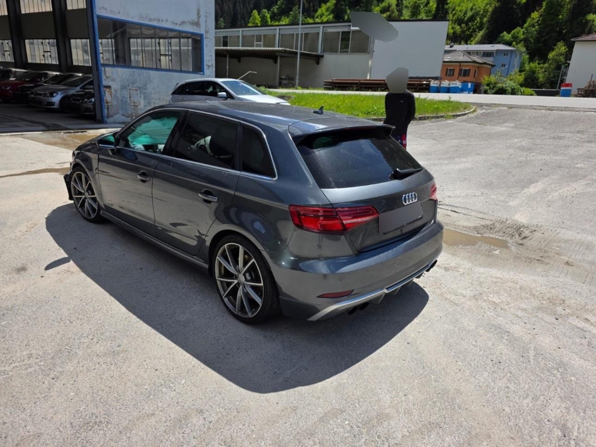 Audi SB qu. 2.0 TFSI, 310 PS