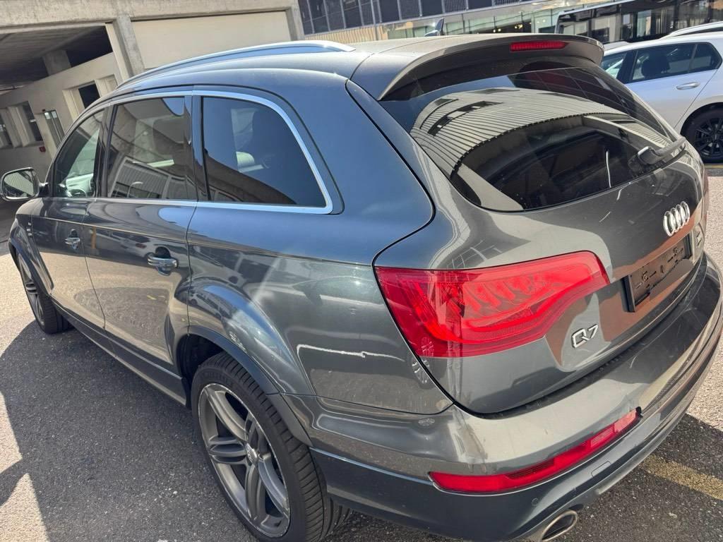 Audi Q7  Q/ TDI 3.0 3.0, 245 PS