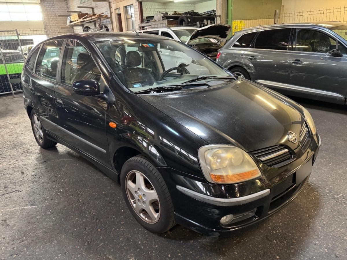 NISSAN Almera Tino 2.0 Elegance, 136 PS