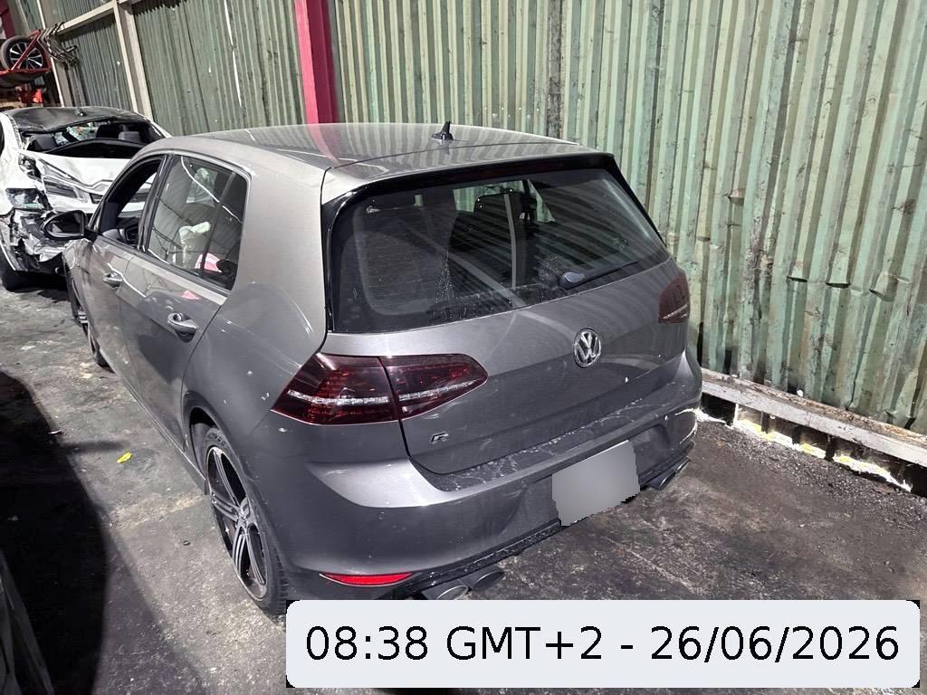 VW Golf  VII R 5T 2.0, 300 PS