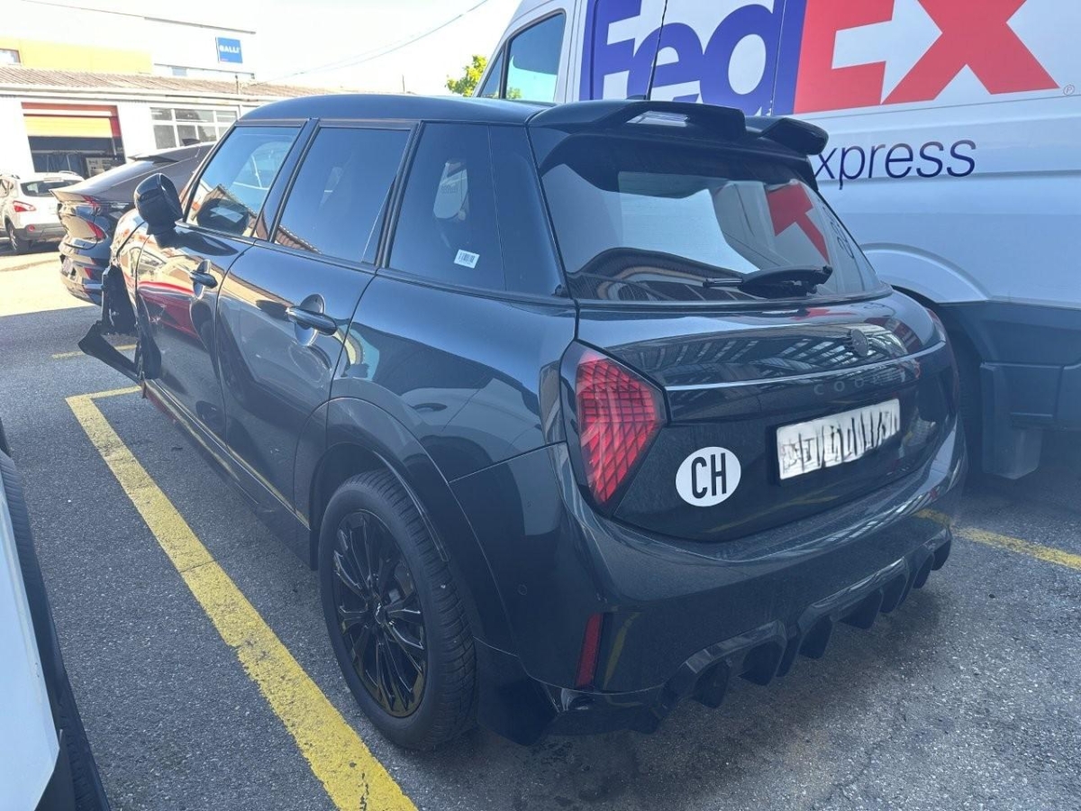 MINI MINI HATCHBACK F65 BENZIN Cooper S DKG 2.0, 204 PS