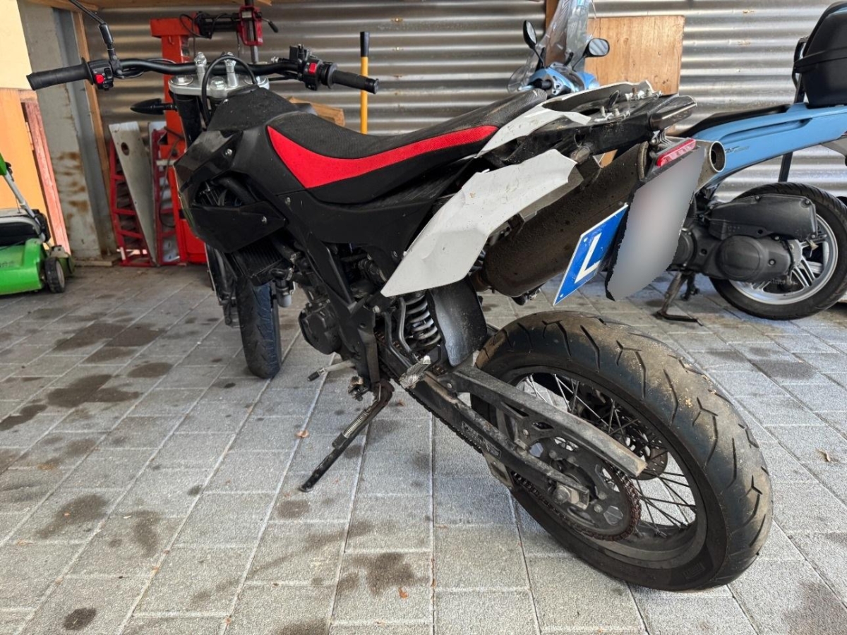 Aprilia SX 125, 15 PS