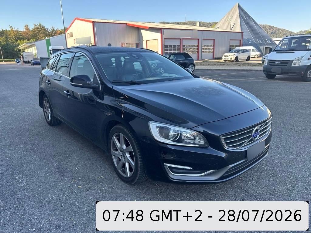 Volvo V 60  D4 Momentum 2.0, 181 PS