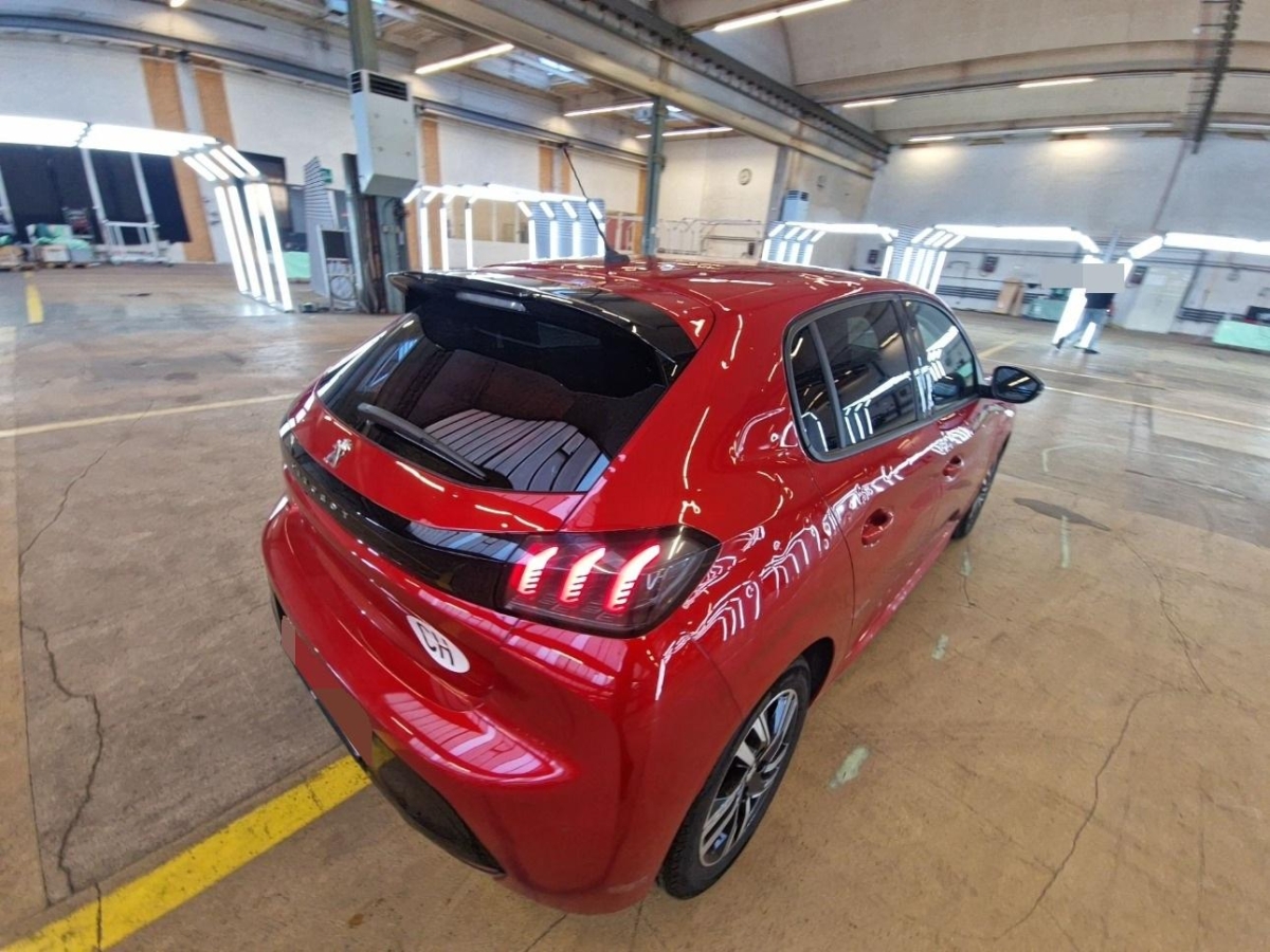 PEUGEOT 208 III 1.2 PureT All.P. EAT8, 101 PS