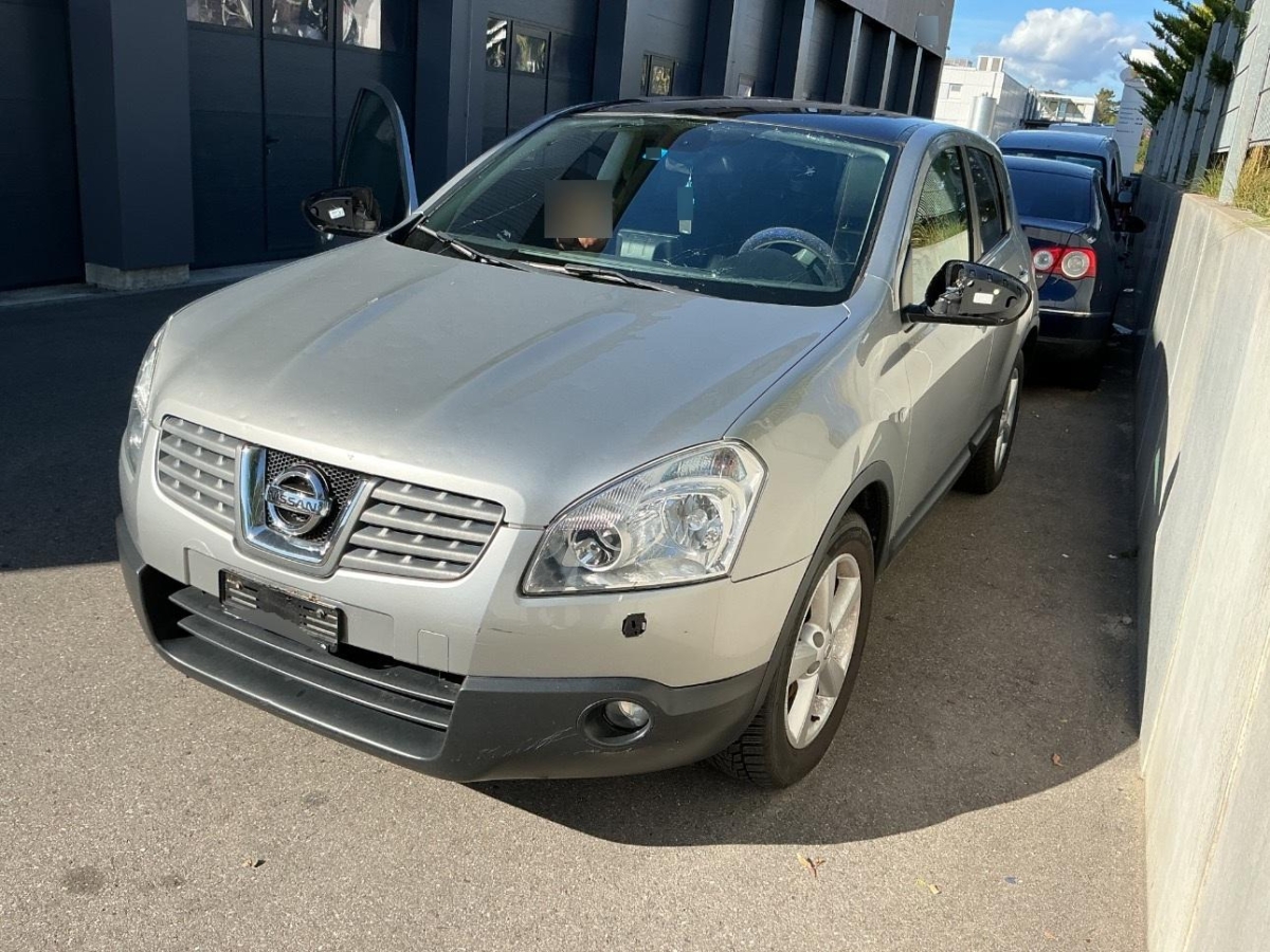 Nissan Qashqai 2.0 16V Acenta 4x4, 141 PS