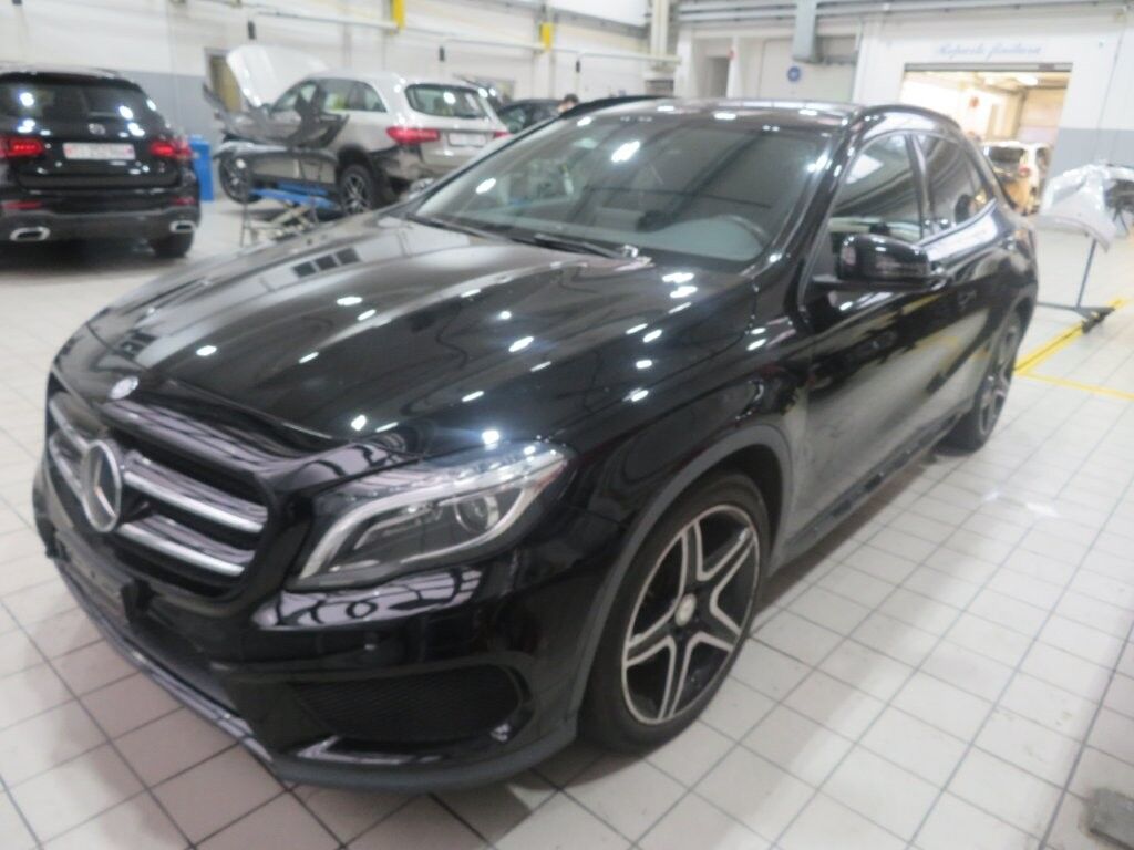 Mercedes-Benz GLA SUV ID 455310