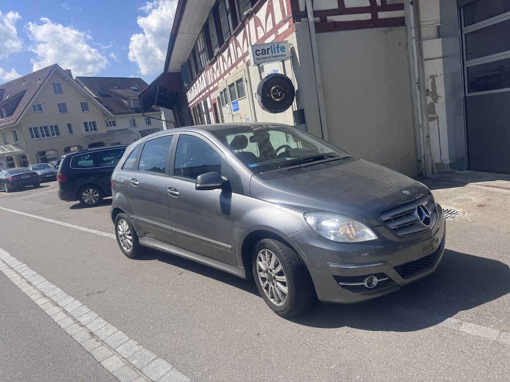 Mercedes Benz B Klasse ID 464706