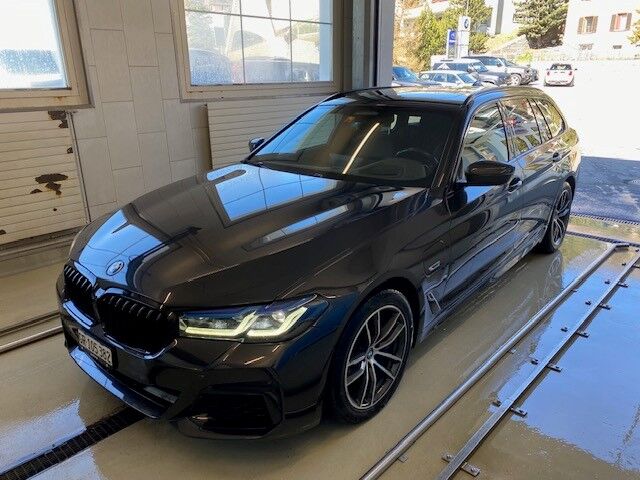 BMW 530e Touring xDrive ID 465116