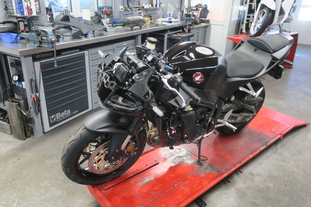 HONDA CBR 600 RR ID 465166