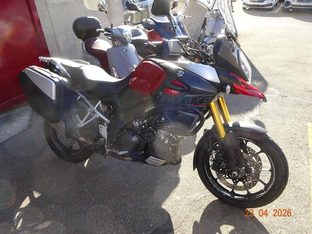 SUZUKI DL 1000 V-STROM L4 ID 465180