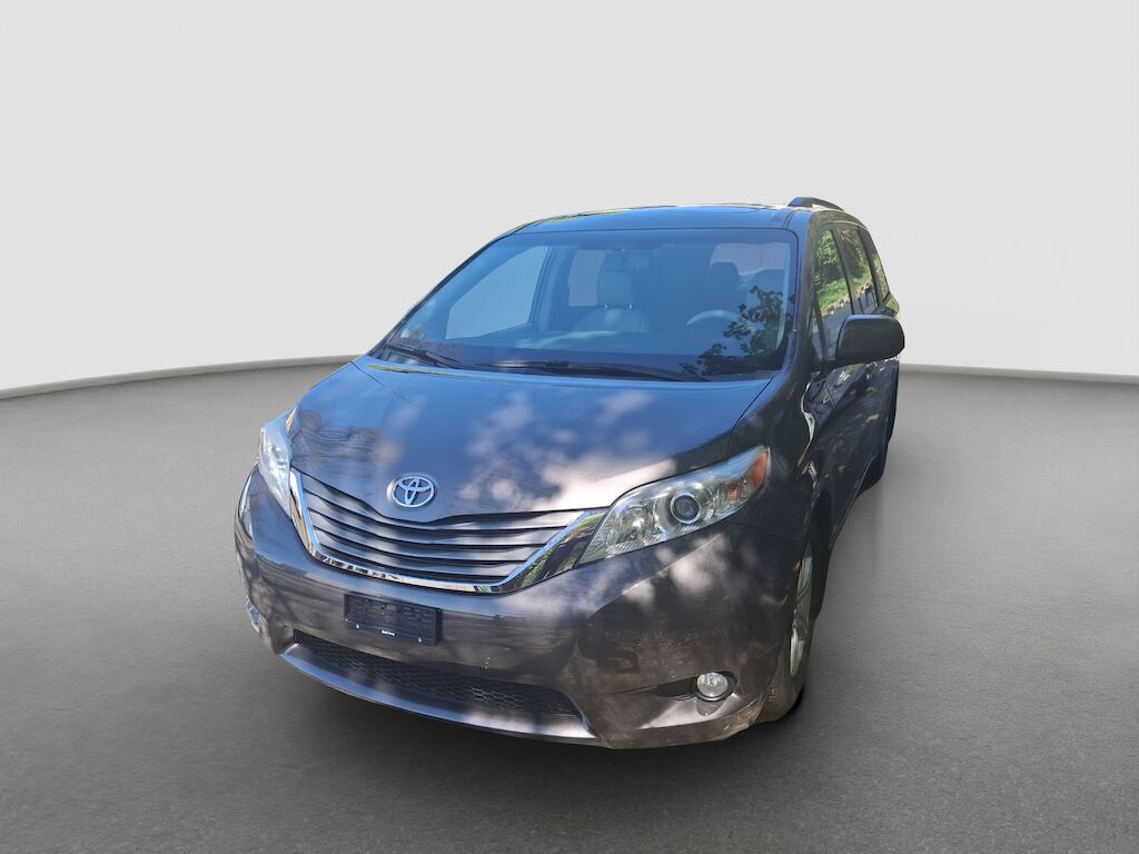 Toyota Sienna AWD ID 465310