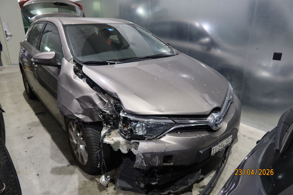 Toyota Auris 1.8 HSD Trend ID 465312