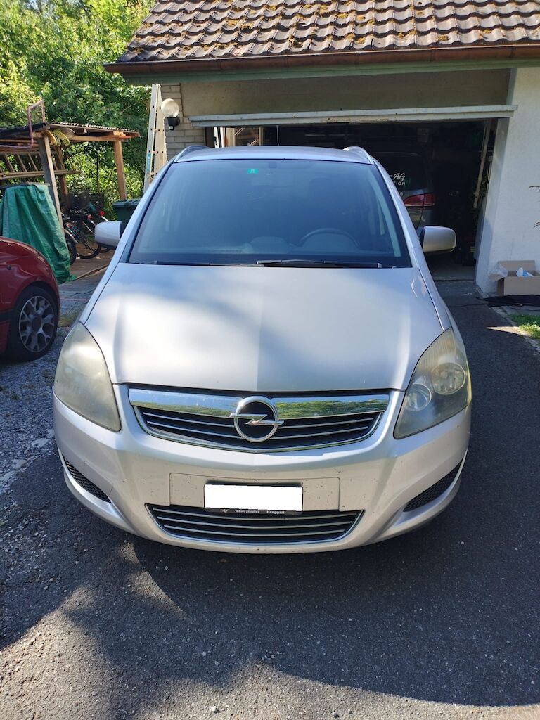 Opel Zafira ID 469583