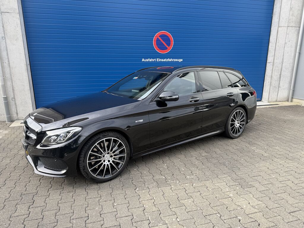 Mercedes-Benz C43 AMG ID 469664