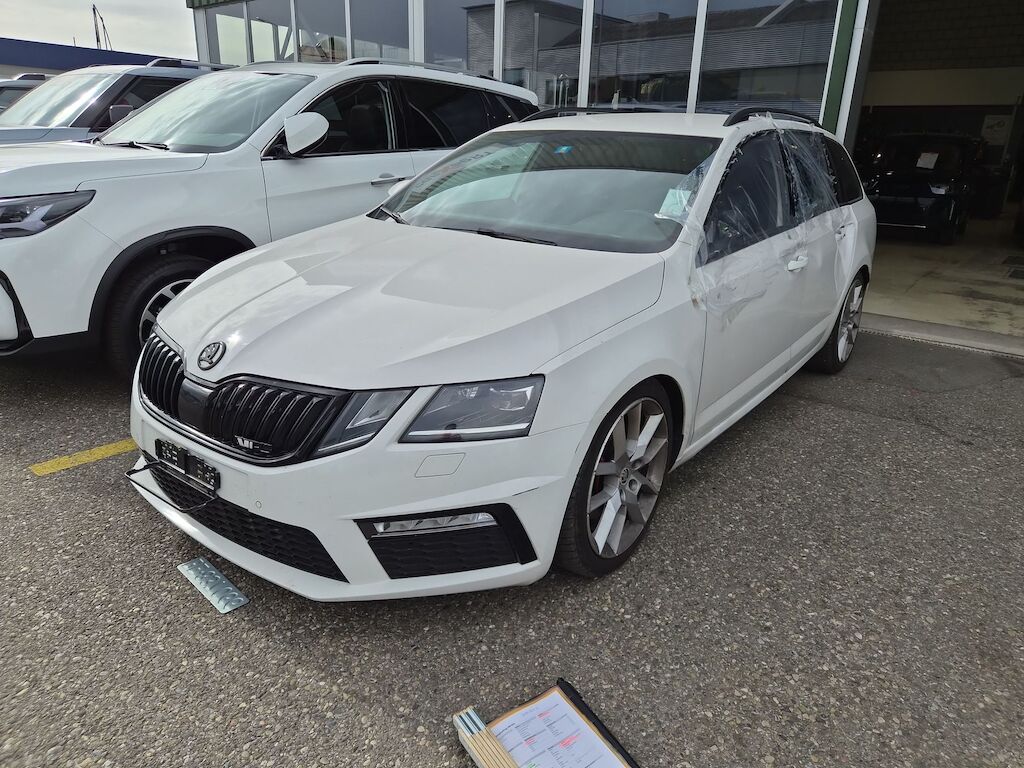 SKODA Octavia Combi 2.0 TDI RS 4x4 DSG ID 469995