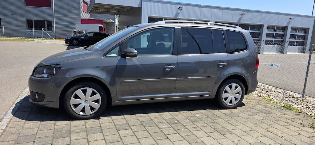 VW Touran ID 470059